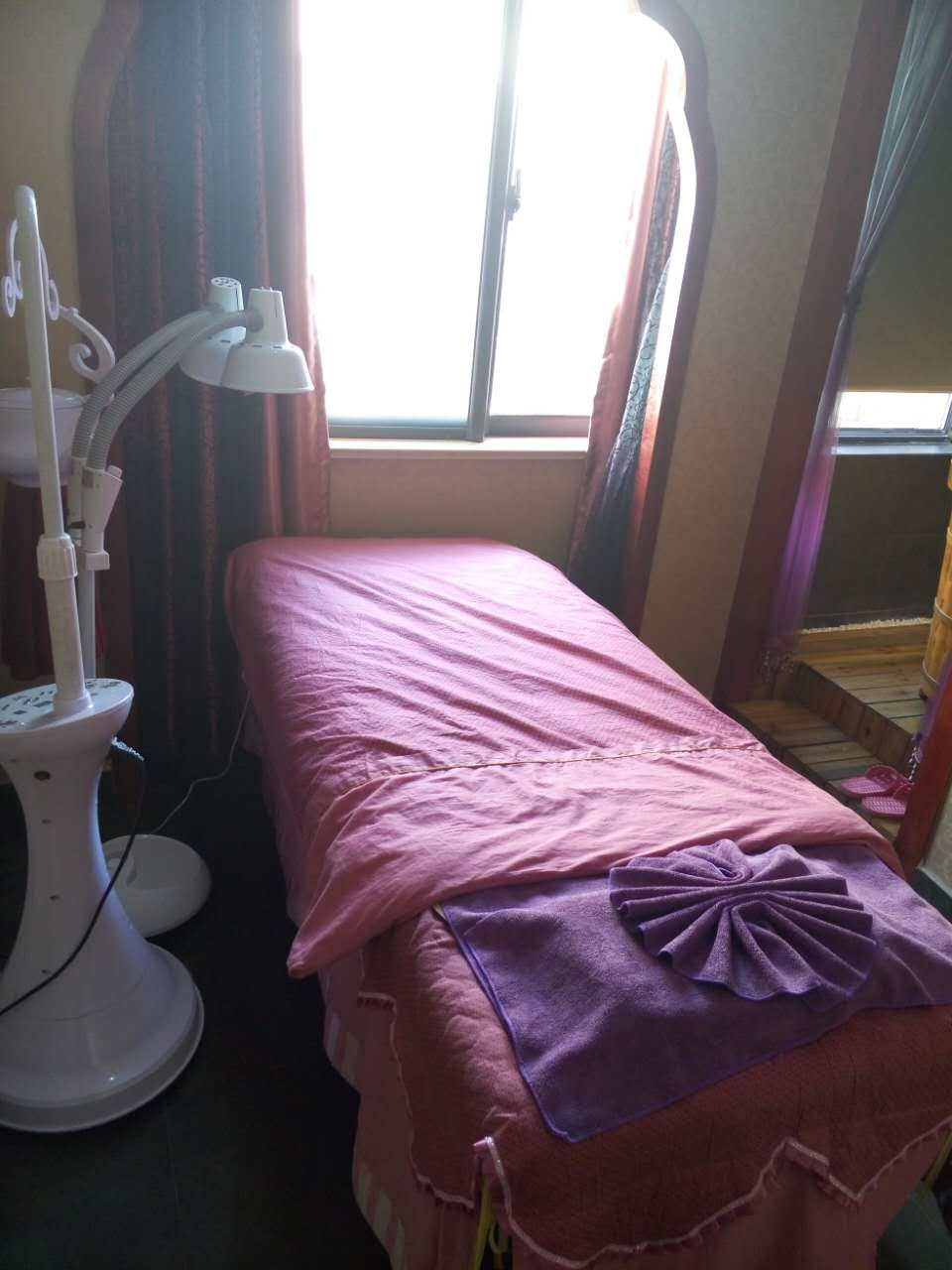 ����־�װ������Ժת��