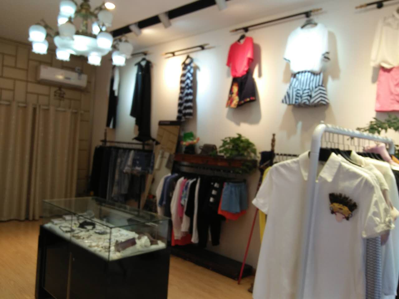 �����װ�޷�װ��ͼ�ת��  �ѳɽ�   ת�����ڣ�28��