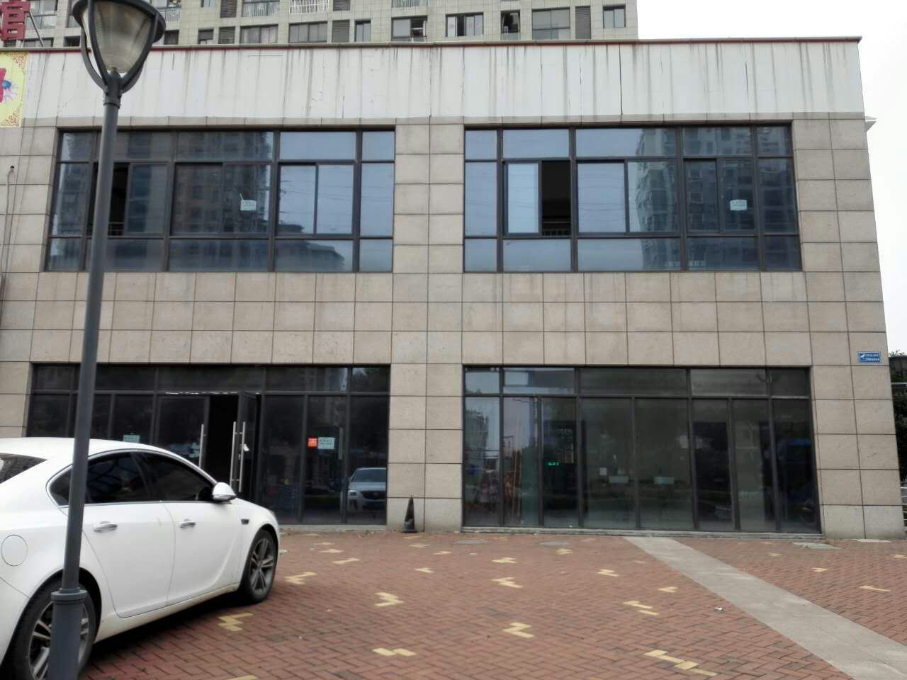 ���ݴ�ѧ�ǵض���������