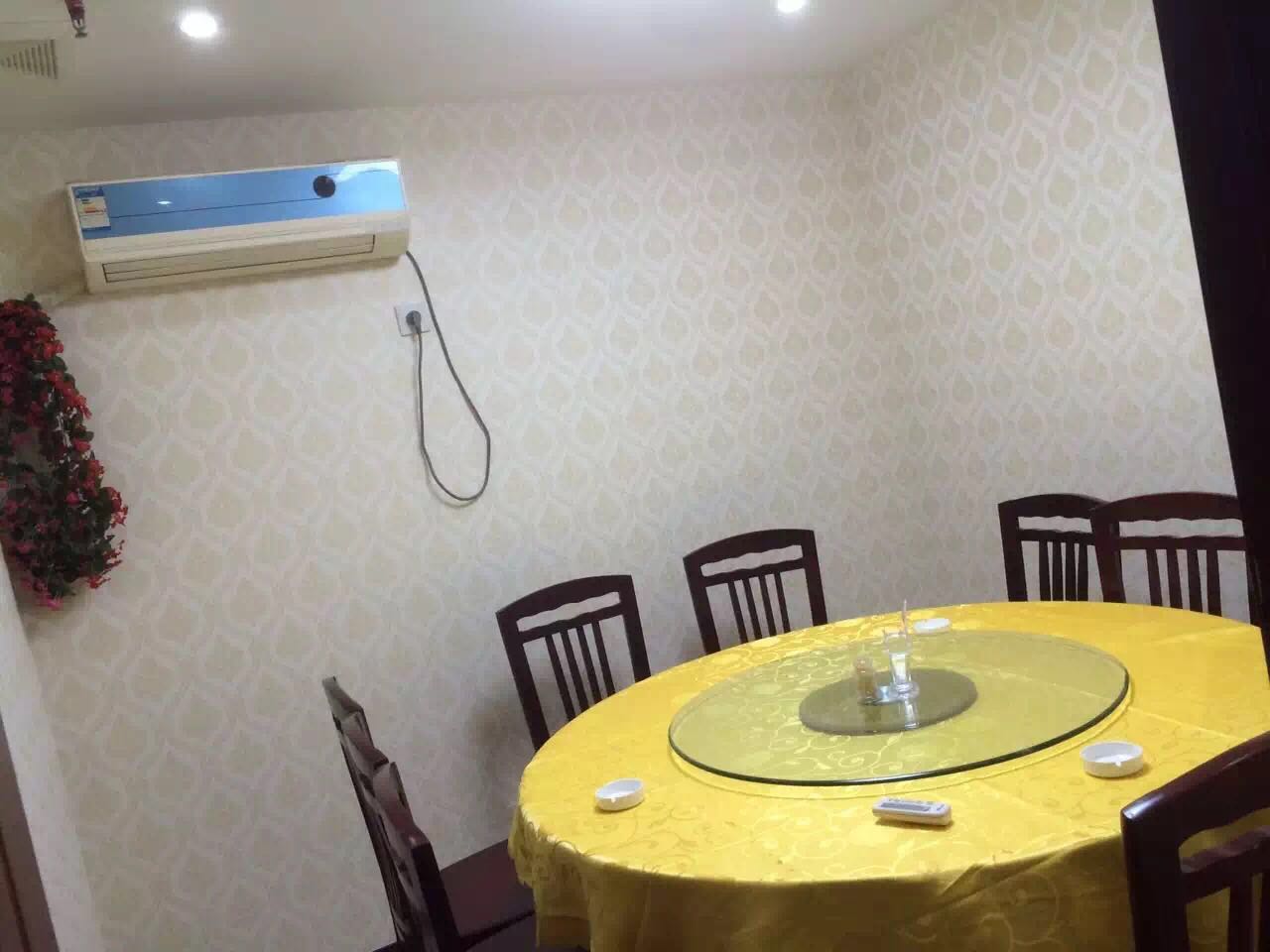 �±��Ӻ��˳��Բ͹ݵͼۼ�ת  �ѳɽ�   ת�����ڣ�28��