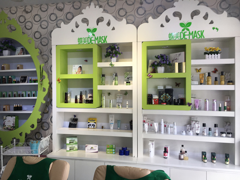 �±�С���ٽ����̻�ױƷ��ת��