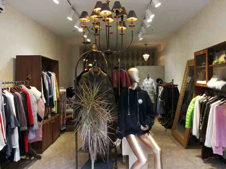 ��¥��̶��װ������ת��  ��ת��