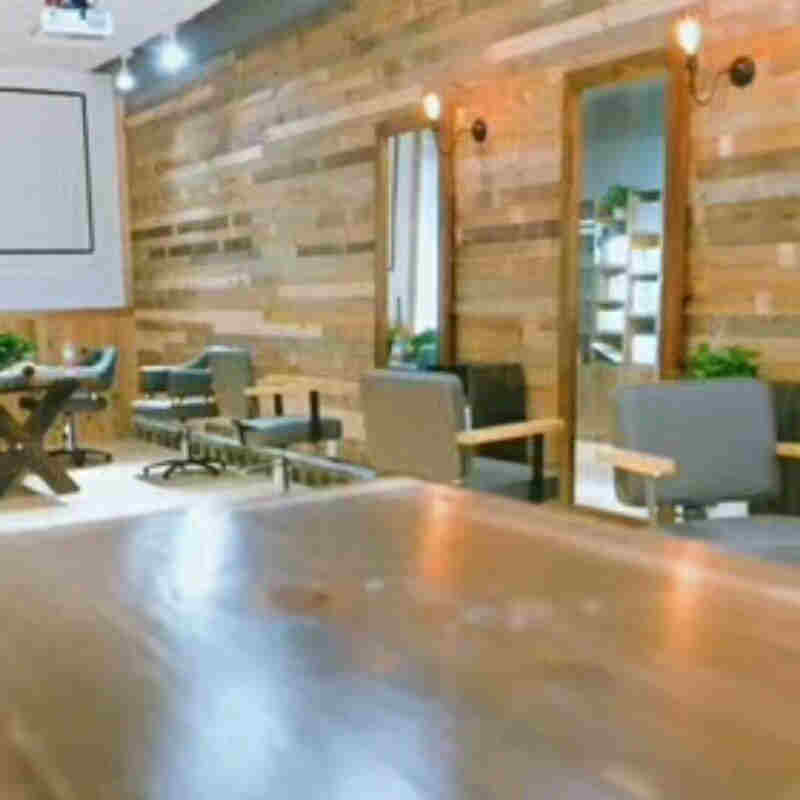 ������ӥ����·������ת����ҵ����