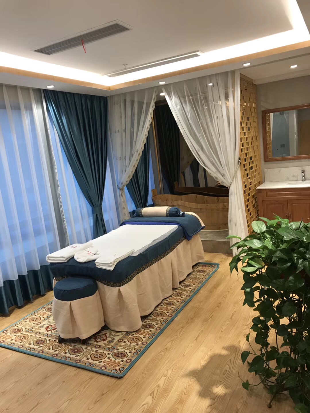 �������Ʒ������Ժת��   �ѳɽ�