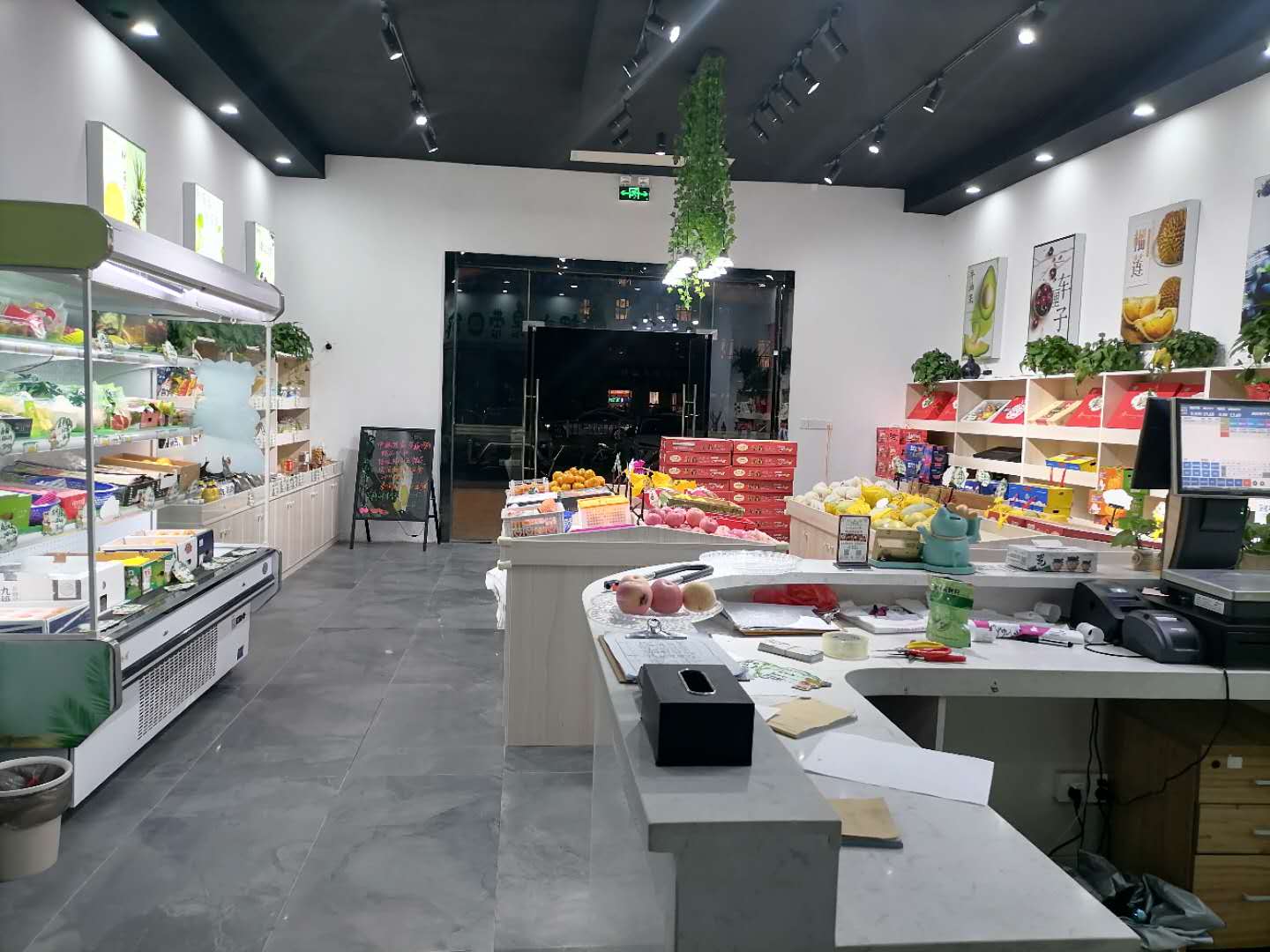 �����԰���ٽִ�һ������ˮ����ת��