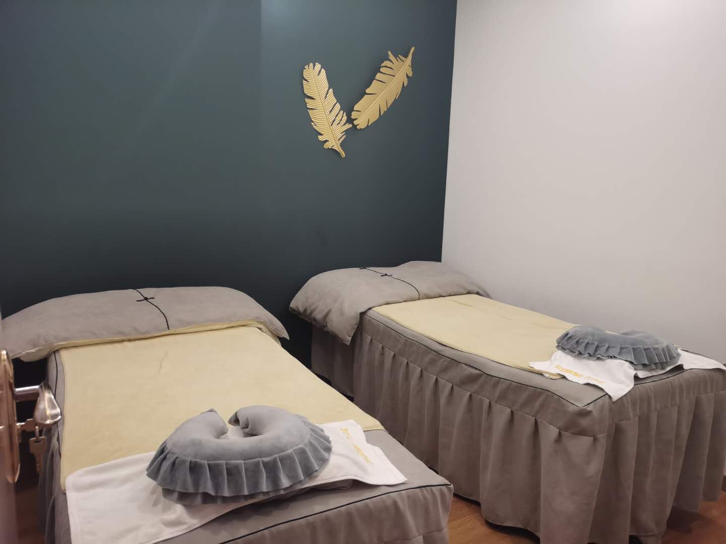 ��������ɶ���ת��  ��ת��