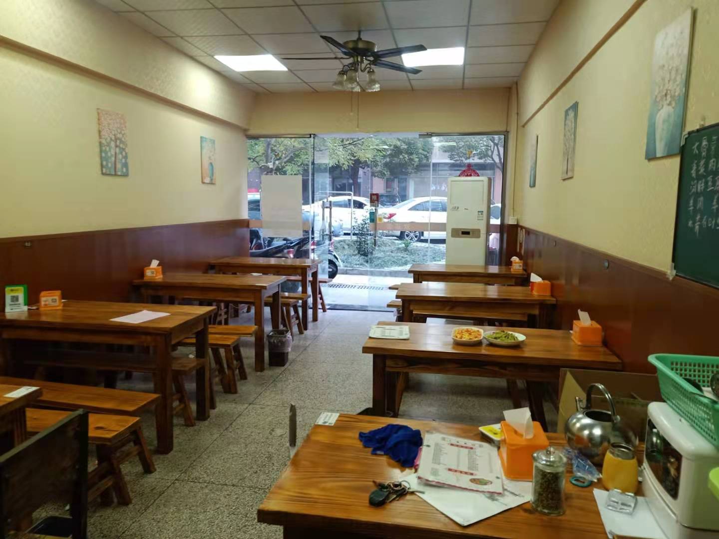 �±�����д��¥�Ա߲͹�ת�� �ѳɽ�