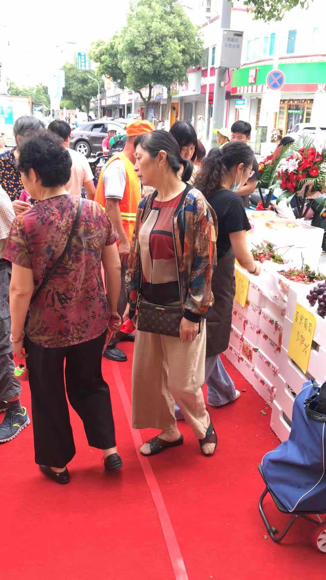 �±��Ӻ�ˮ����ʳ��ת��