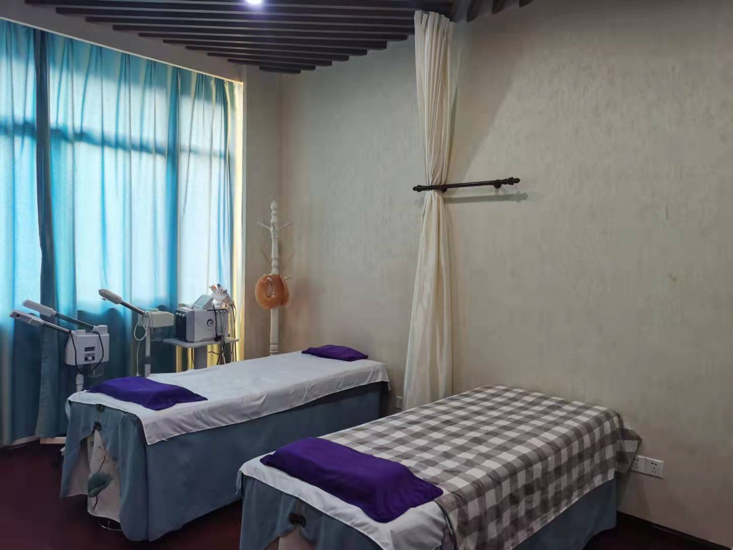 �±���װ������Ժת��