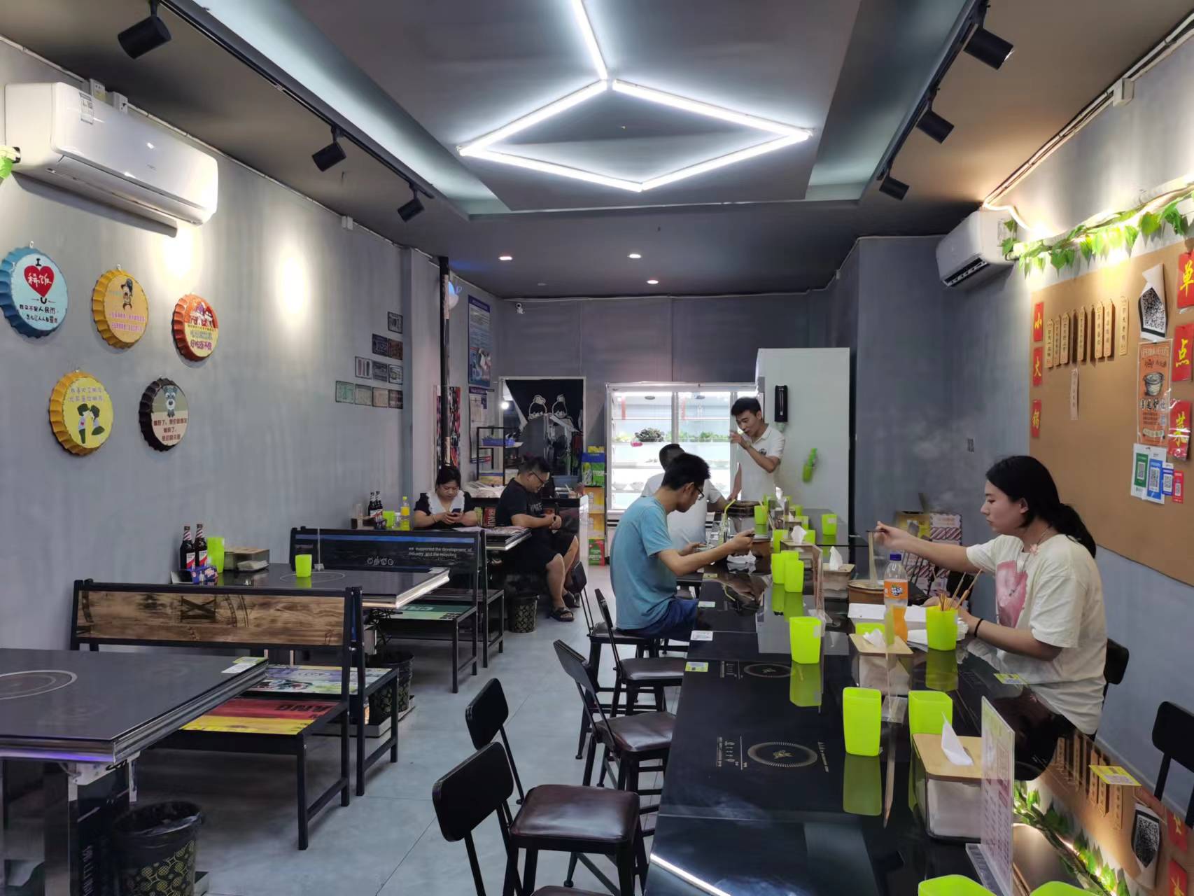 �±�Ѧ�Ҿ�װ��С�����ת��