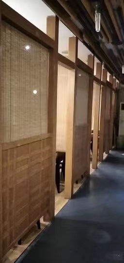 �����԰����һ�ǲ�����ת��