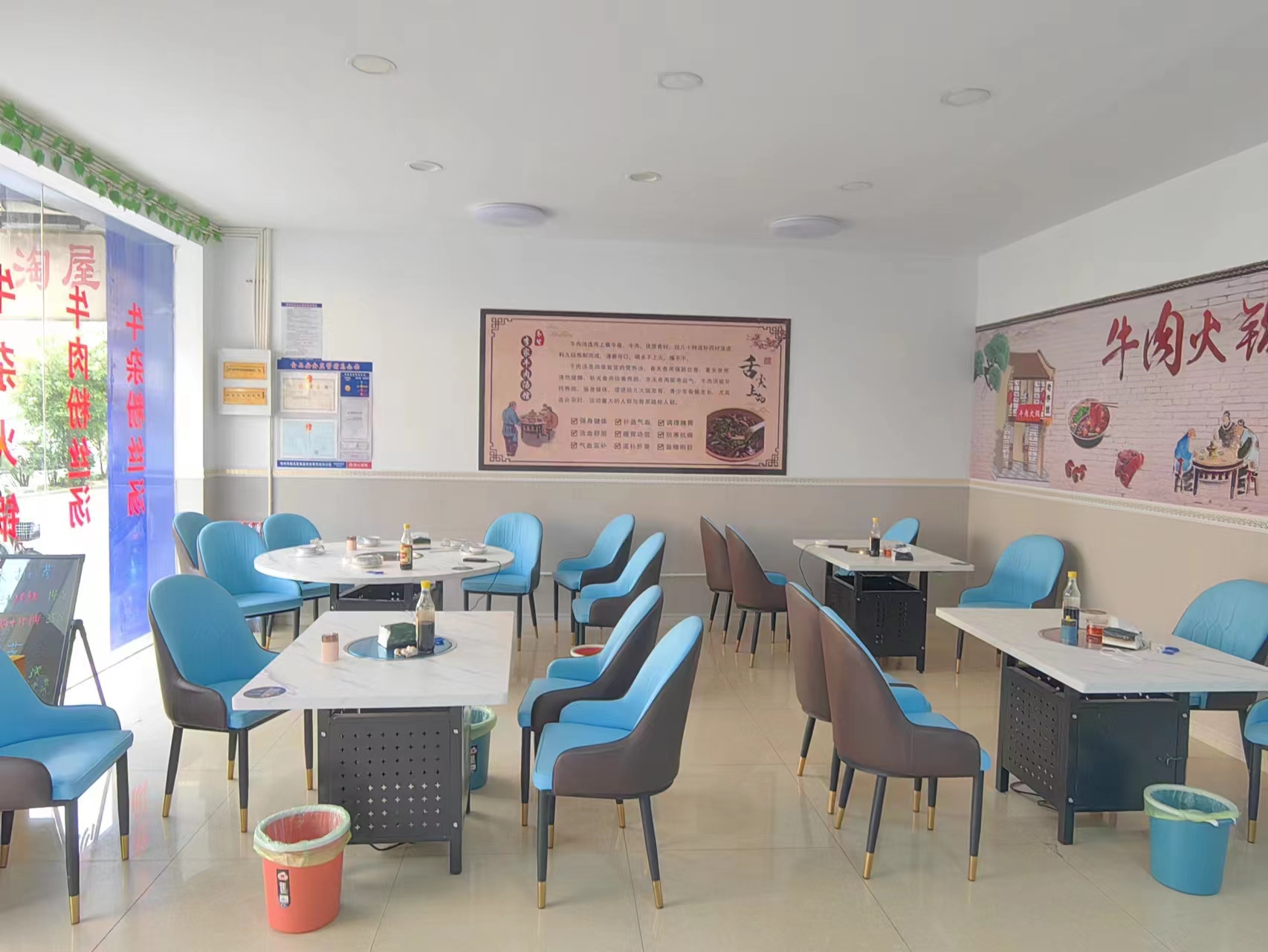 �±�С�Ӿ�װ��ţ����ת��