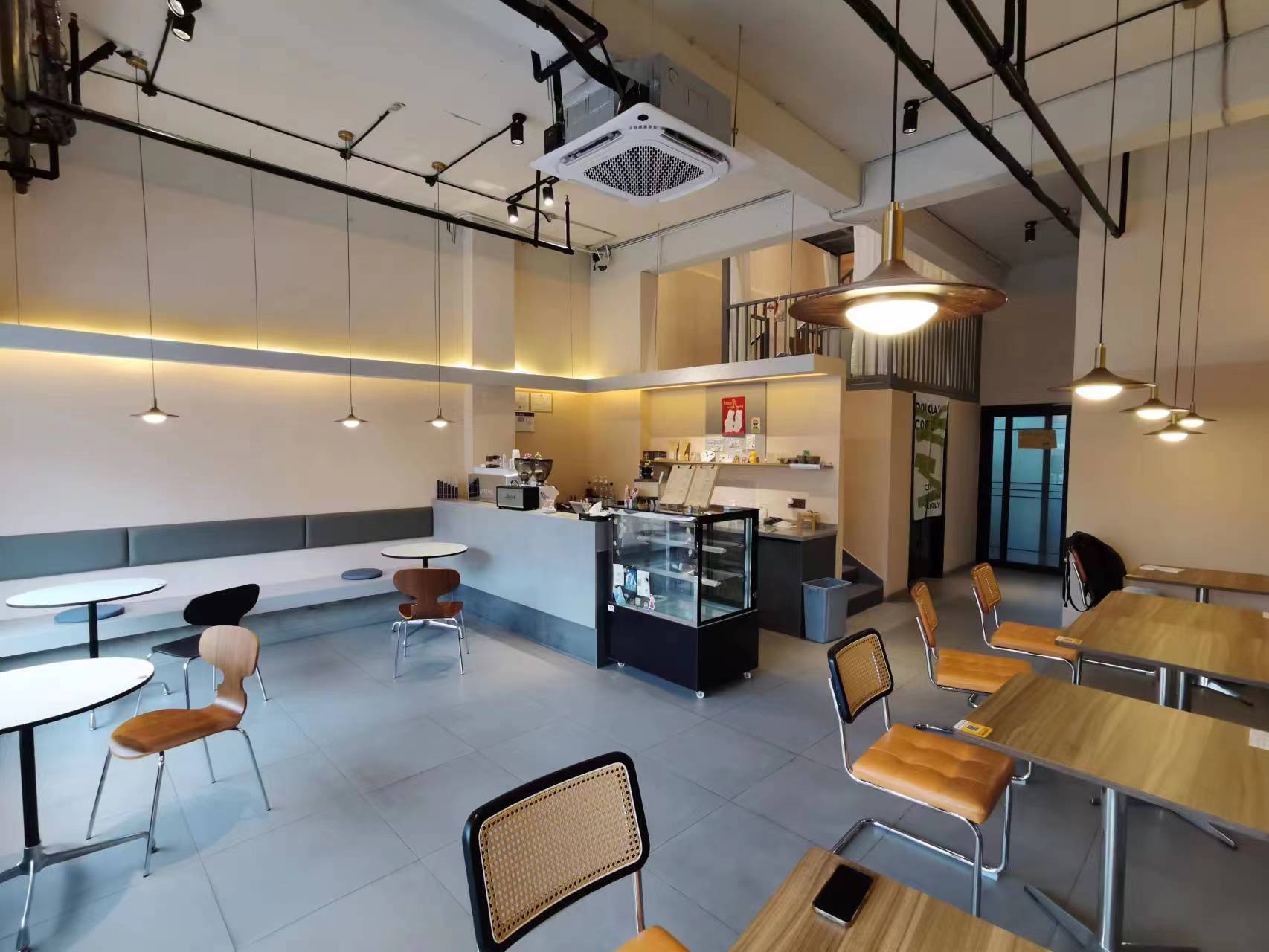 ���������԰���븮����ת�� ��ת��